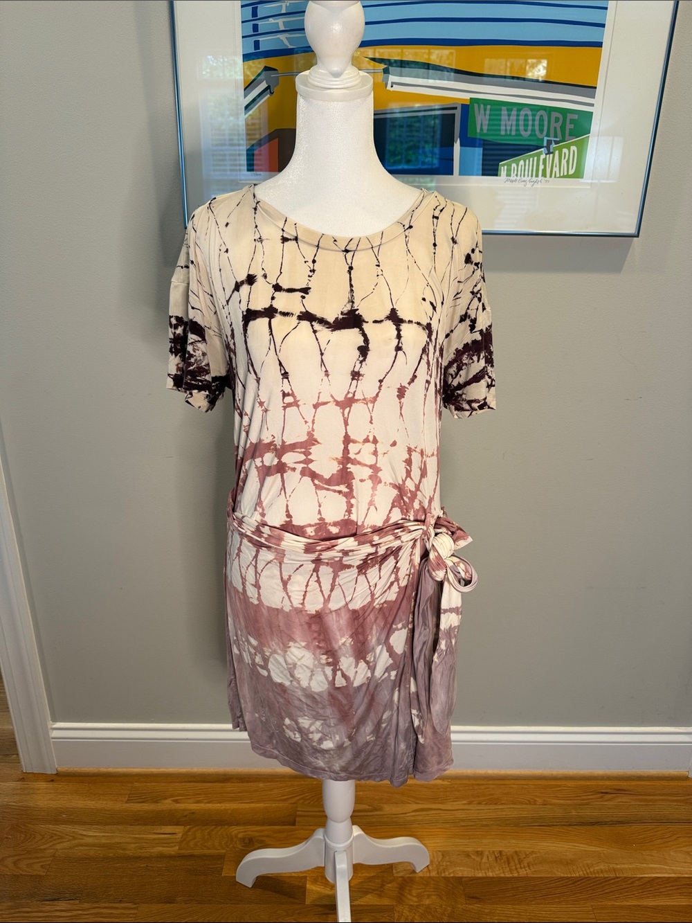 Young Fabulous & Broke Tie-Dye Short Sleeve Dress in Cream and Mauve